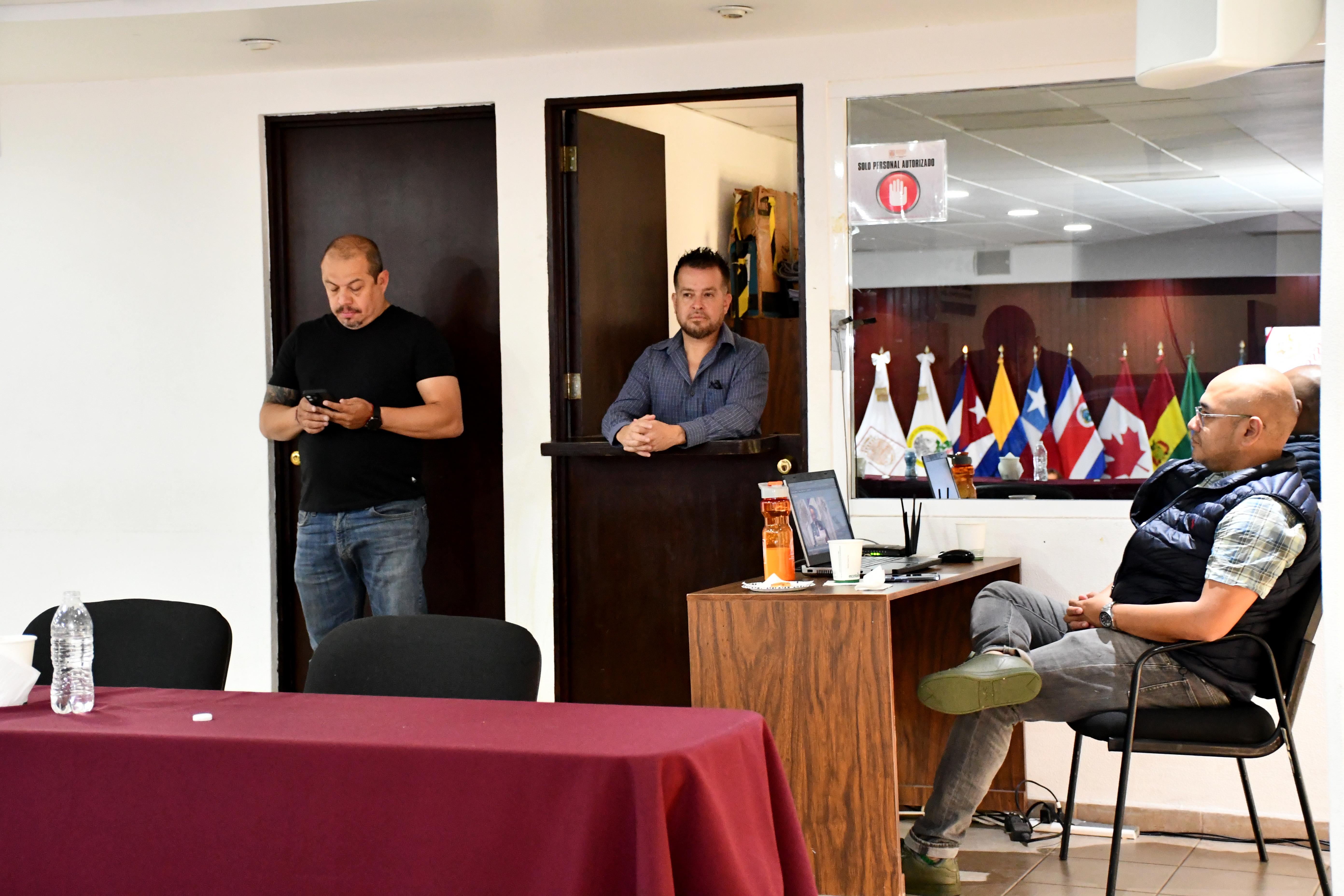 "1er Diplomado de Administración y Docencia en lo Servicios de Enfermeria"